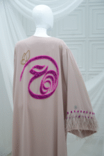 Calligraphy Abaya - Image 2