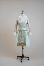 Two-piece set with a jacket made of Italian jacquard fabric and fur