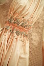 Dress made of jacquard fabric with silk taffeta - Image 2